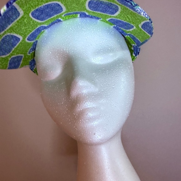 Vera Bradley Blue and Green Paisley Visor Hat - Picture 3 of 9
